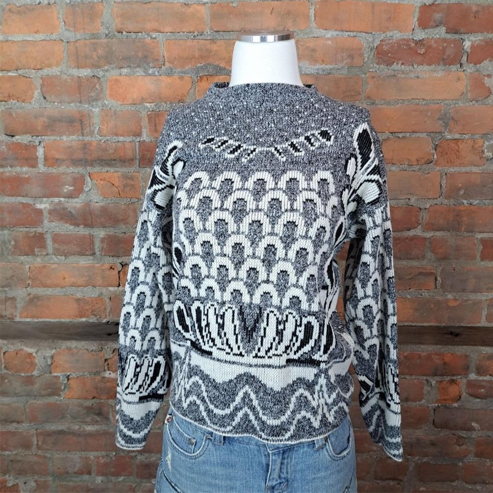 VTG Saturday Morning Sweater Pullover Black White Geometric Print Size M